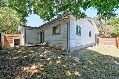 2403 La Casa Drive, Austin, TX 78704 - Photo 20
