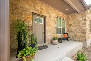 163 Puu Waa Waa Ln, Bastrop, TX 78602 - Photo 2