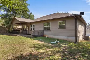 163 Puu Waa Waa Ln, Bastrop, TX 78602 - Photo 32