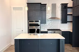 8510 Red Bottle Brush Rd, Lago Vista, TX 78645 - Photo 2