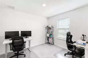 159 Kennicott Dr, Kyle, TX 78640 - Photo 20