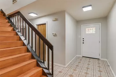 8106 Chainfire Cove, Austin, TX 78729 - Photo 2