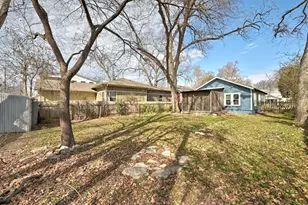 2505 Willow St, Austin, TX 78702 - Photo 24