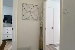739 E Oltorf St, Austin, TX 78704 - Photo 18