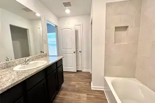 4130 Trail de Paris, New Braunfels, TX 78132 - Photo 14