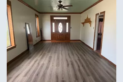 600 Pecan Avenue, Luling, TX 78648 - Photo 4