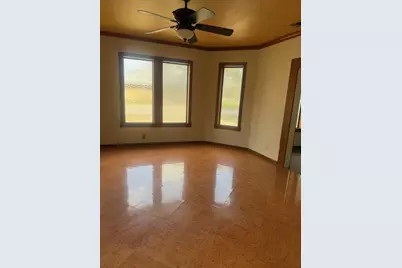 600 Pecan Avenue, Luling, TX 78648 - Photo 6