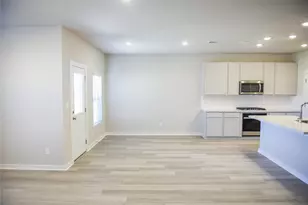 239 Red Tail Hawk Ln, Cedar Creek, TX 78612 - Photo 8