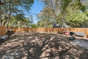 1011 Hackberry St, San Marcos, TX 78666 - Photo 22