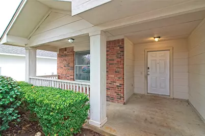 232 Brickyard Lane, Jarrell, TX 76537 - Photo 4
