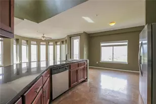 910 W 25th St, Austin, TX 78705 - Photo 4