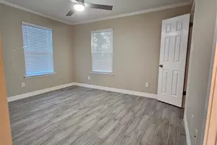 2209 Singletree Ave, Austin, TX 78727 - Photo 16