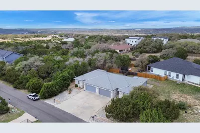 21414 Santa Carlo Avenue, Lago Vista, TX 78645 - Photo 32