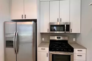 1101 Stobaugh St, Austin, TX 78757 - Photo 20