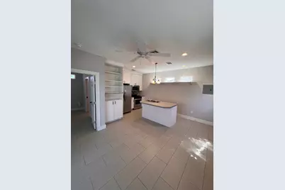 1101 Stobaugh Street #B, Austin, TX 78757 - Photo 8