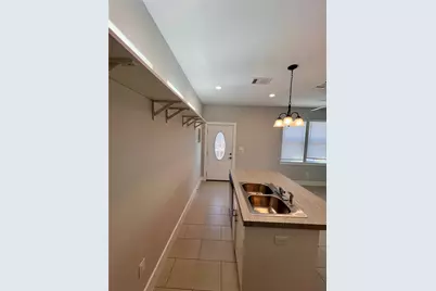 1101 Stobaugh Street #B, Austin, TX 78757 - Photo 6