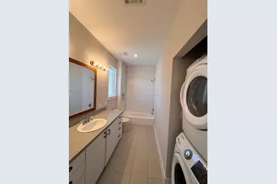 1101 Stobaugh Street #B, Austin, TX 78757 - Photo 12