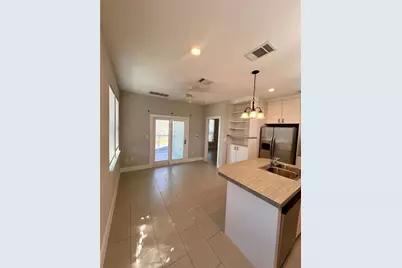 1101 Stobaugh Street #B, Austin, TX 78757 - Photo 4