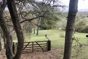 4553 Seawillow, Lockhart, TX 78644 - Photo 18