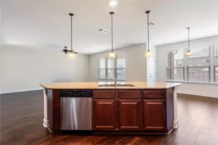 7632 Knockfin Dr, Austin, TX 78744 - Photo 6