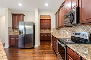 7632 Knockfin Dr, Austin, TX 78744 - Photo 4