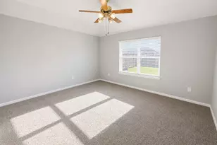 104 Schuster Ct, Georgetown, TX 78626 - Photo 6