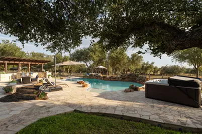 220 Fawn Meadow Drive, Dripping Springs, TX 78620 - Photo 32