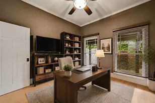 307 Laurel Valley Rd, West Lake Hills, TX 78746 - Photo 18