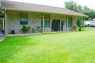 17503 E Darleen Guest House Dr, Leander, TX 78641 - Photo 2