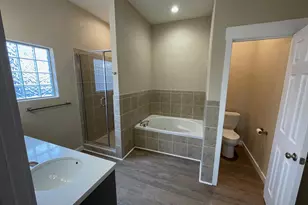 17503 E Darleen Guest House Dr, Leander, TX 78641 - Photo 12