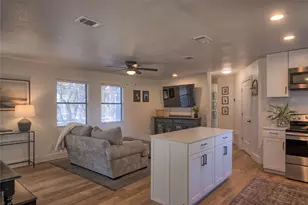 20811 Trapper Ln, Lago Vista, TX 78645 - Photo 16