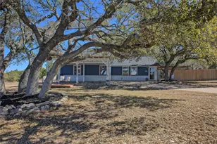 20811 Trapper Ln, Lago Vista, TX 78645 - Photo 2