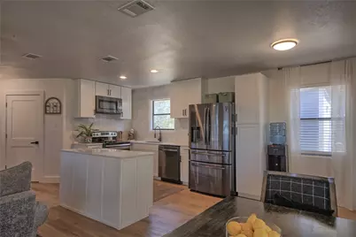 20811 Trapper Lane, Lago Vista, TX 78645 - Photo 12