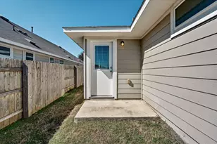 5865 Urbano Bnd, Round Rock, TX 78665 - Photo 4