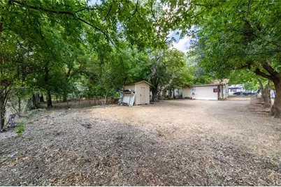 1511 Holly Street, Austin, TX 78702 - Photo 4
