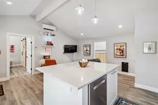 1403 Minnie Dr, Austin, TX 78732 - Photo 8