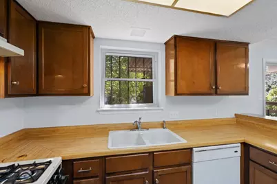 11809 Eubank Drive, Austin, TX 78758 - Photo 10
