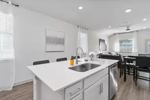 120 Scarborough Wy, San Marcos, TX 78666 - Photo 10