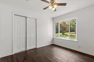 28 Lost Pines Ave, Bastrop, TX 78602 - Photo 24