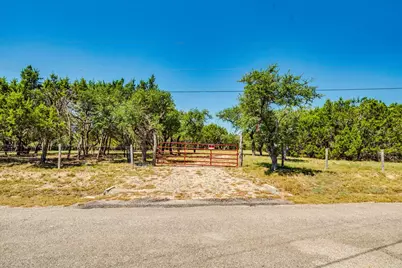 901 Todo Lane, Driftwood, TX 78619 - Photo 2