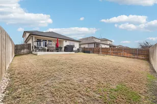 356 Spider Lily Dr, Kyle, TX 78640 - Photo 36