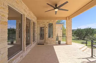 125 Waterford Ln, Georgetown, TX 78628 - Photo 28