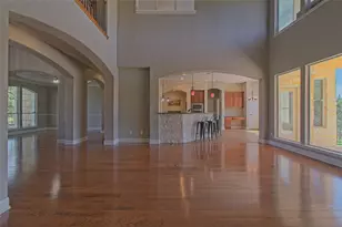 125 Waterford Ln, Georgetown, TX 78628 - Photo 10