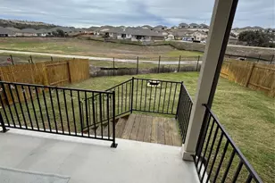 429 El Capitan Loop, Dripping Springs, TX 78620 - Photo 16