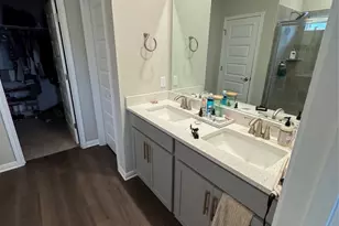 429 El Capitan Loop, Dripping Springs, TX 78620 - Photo 2