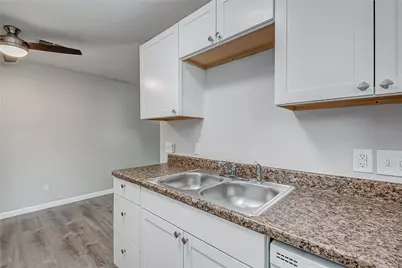 4307 S 1st Street #108, Austin, TX 78745 - Photo 14