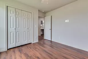 112 Gazley A & B St, Smithville, TX 78957 - Photo 34