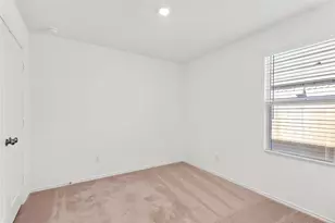 625 Waterway Ave, Hutto, TX 78634 - Photo 16