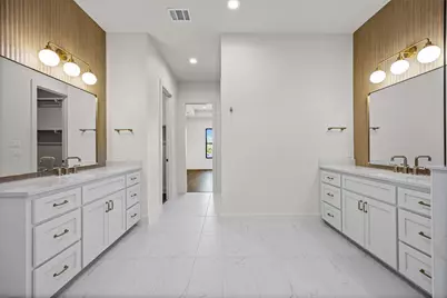 112 Winchester, Horseshoe Bay, TX 78657 - Photo 16