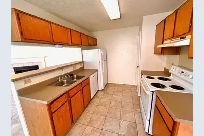 367 Fantail Loop #B, Austin, TX 78734 - Photo 4